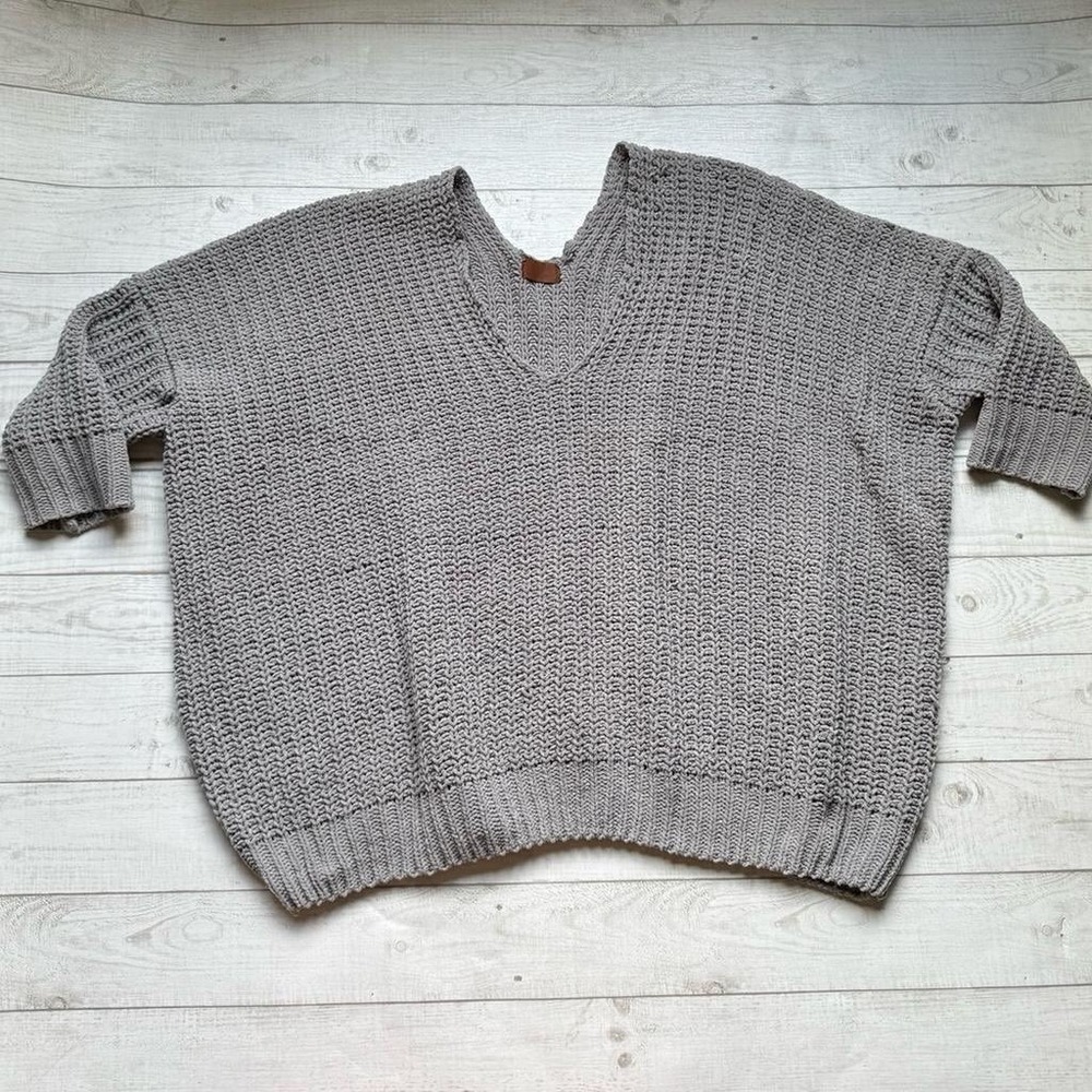 POL Sweater V-Neck Chunky Knit Grey‎ Large New With Tags